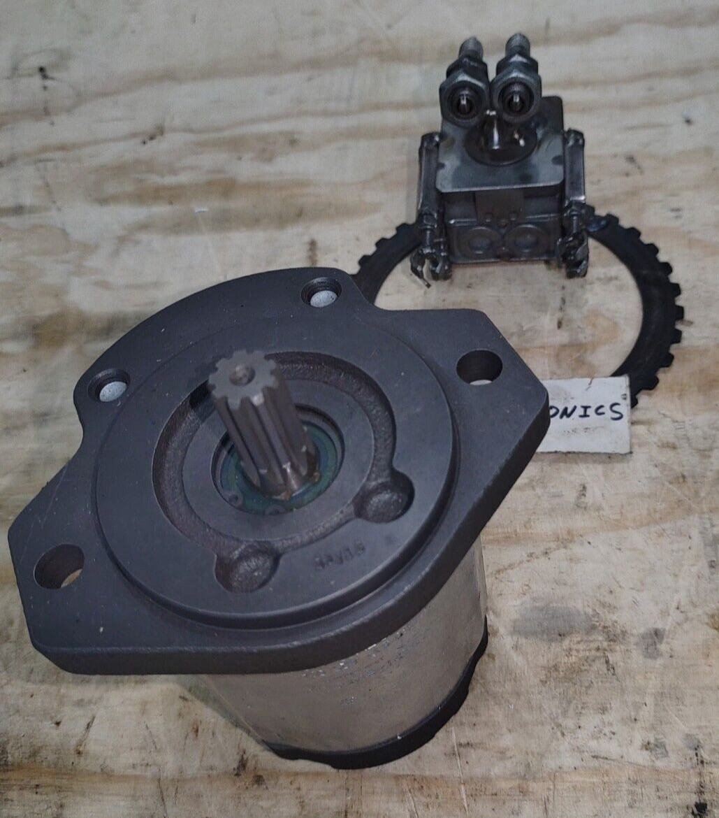 Rexroth 0517625004 Bosch Hydraulic Motor =New Old Stock=