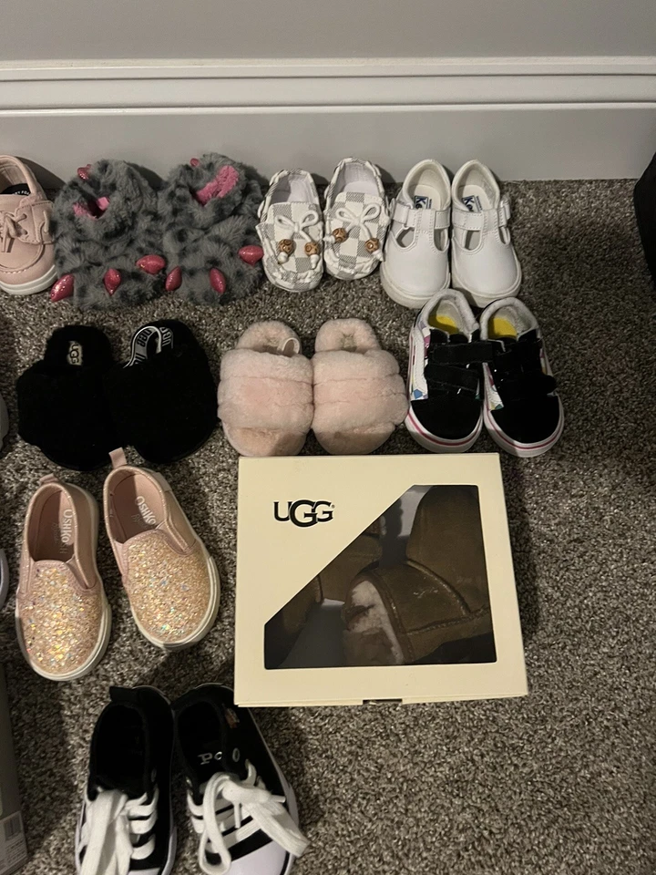 Zapatos de bebé diferentes tallas Foto 2 de 4