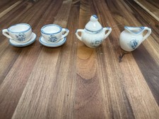 Miniature Blue White Porcelain Tea Set Cups Saucers Creamer Sugar 7 Pc