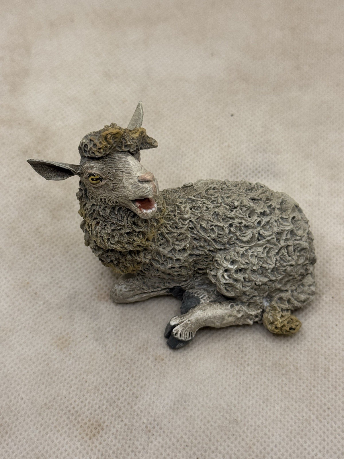 Neapolitan Nativity Animal Lamb Courtyard Nativity Art 6x9cm Design