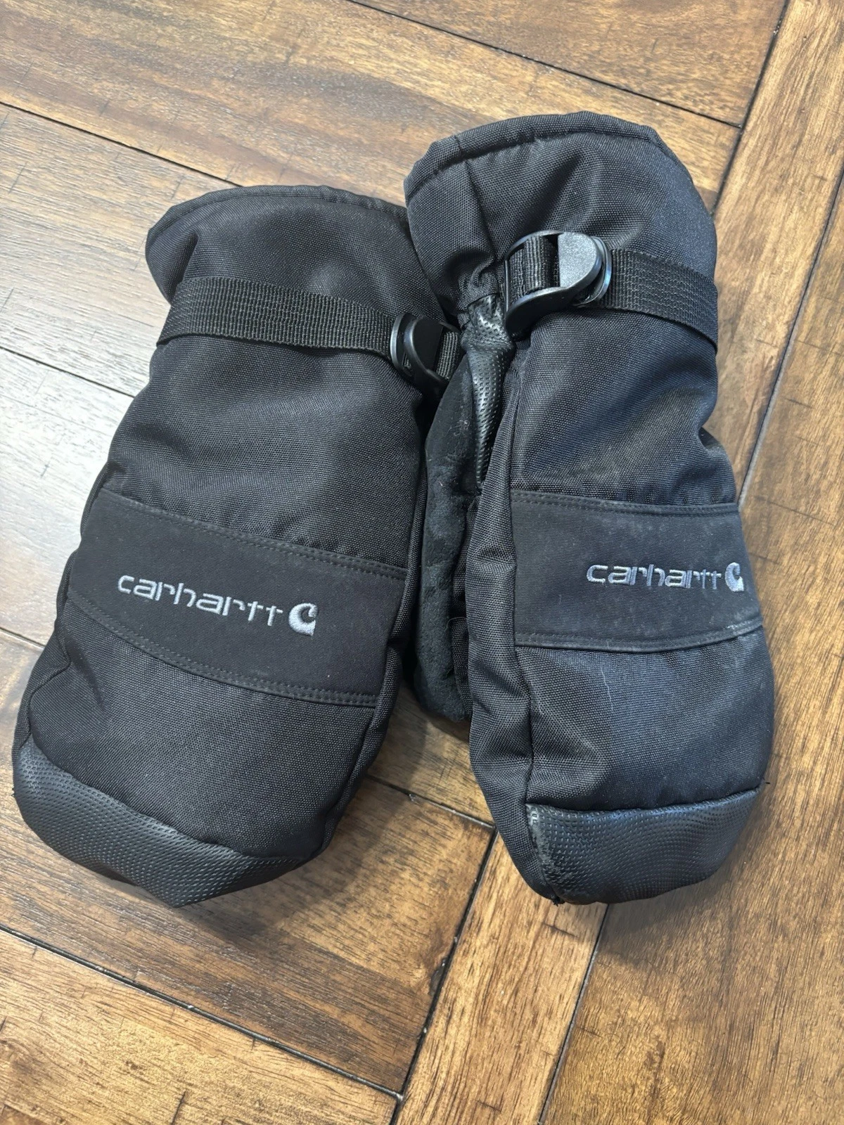 Carhartt Waterproof Insulated Mittens Gloves Mittens Black Straps A616 X-Large
Opens in a new window