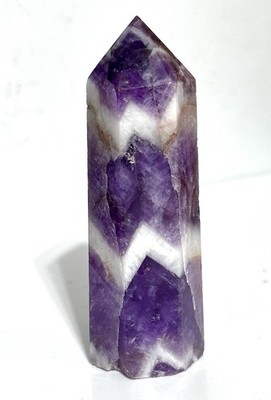 Schöner Chevron Amethyst Kristall Spitze Turm Heilung Obelisk lila Edelstein