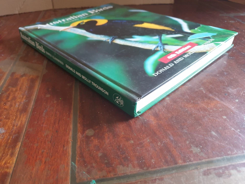 🦜Australian Birds Simply Classified 4th Edition David & Molly Trounson HC Nice - image 2 of 4