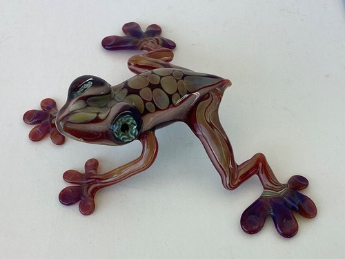 Tim Lindemann Art Glass Frog Figurine Sculpture Red Maroon Burgundy 2006 - Picture 2 of 5