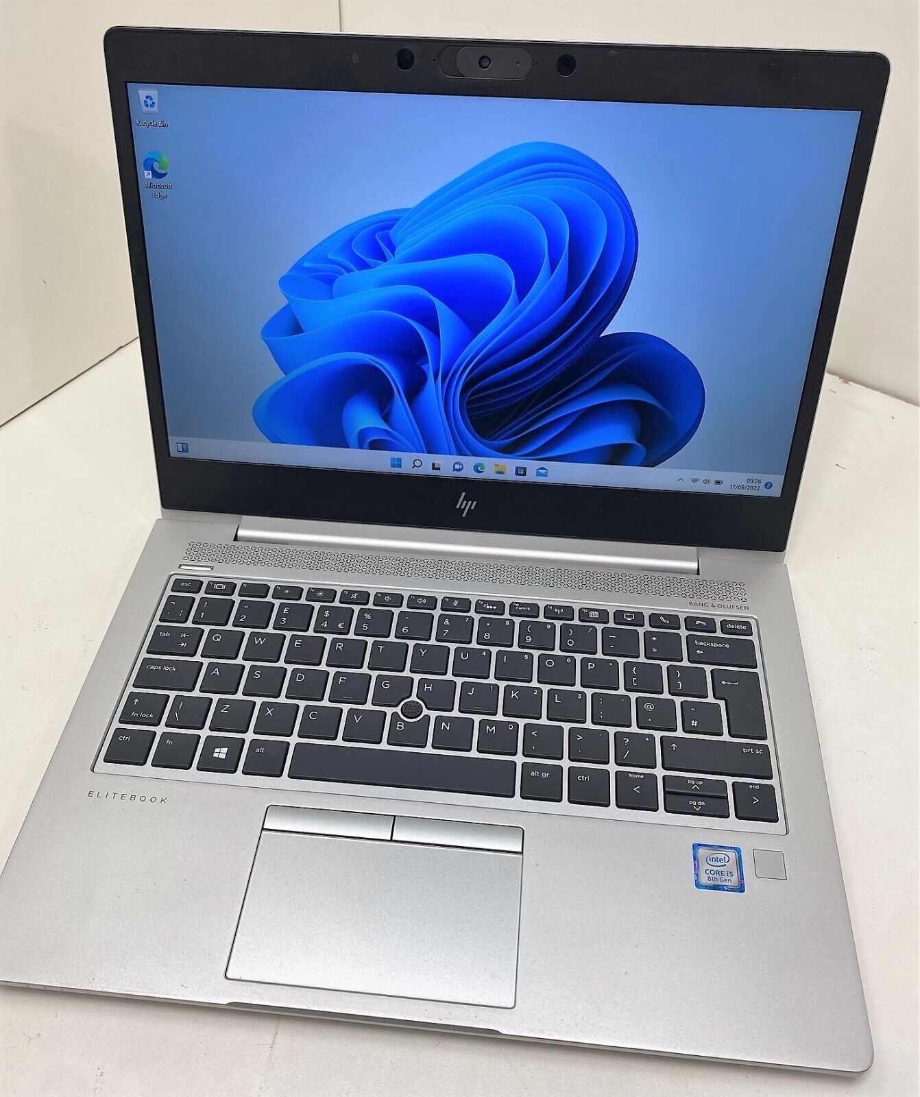 HP ellite book 830 G6