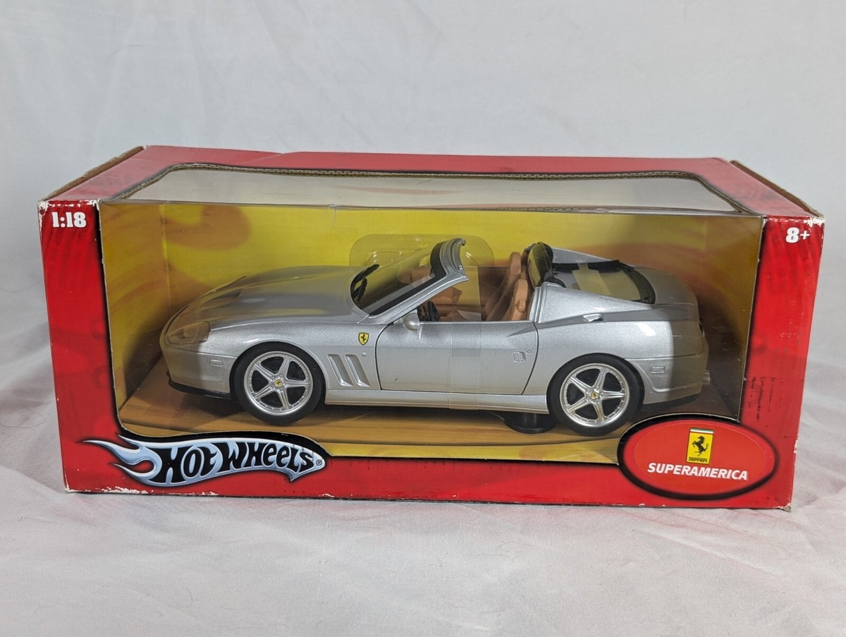 Hotwheels J2873S Ferrari Super America Diecast Model Silver 1/18