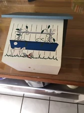 BIRDHOUSE: Wooden Birdhouse With Blue Roof and Painted Front And Sides