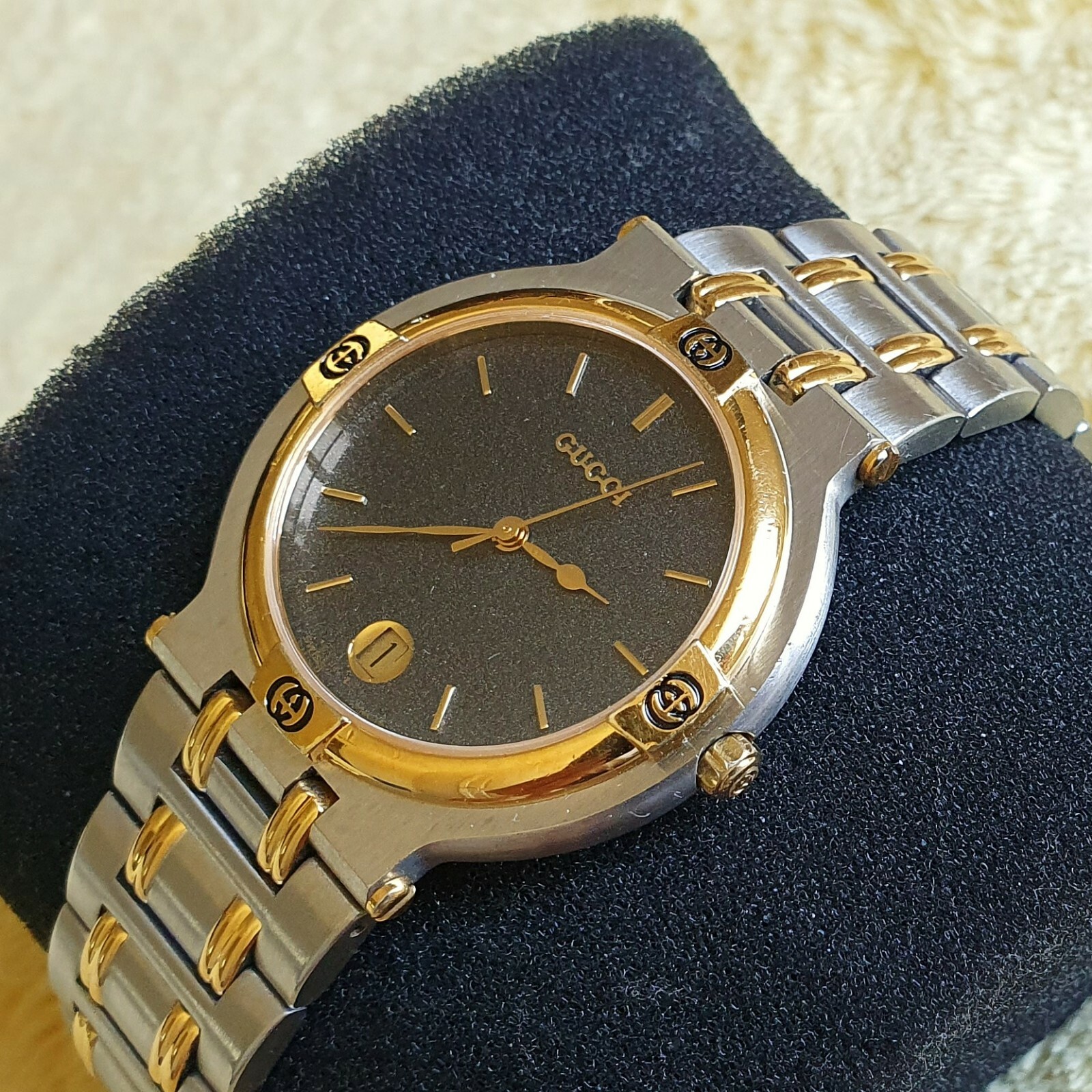 Gucci 9000G купить в Америке, лот 