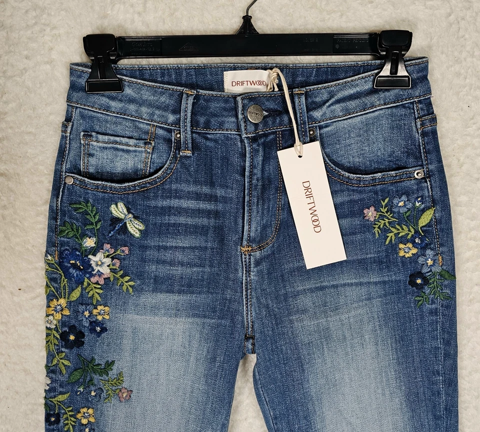 NUEVO Jeans Driftwood Mujer Talla 24x33 Kelly Libélula Bordados Bootcut  Foto 3 de 4