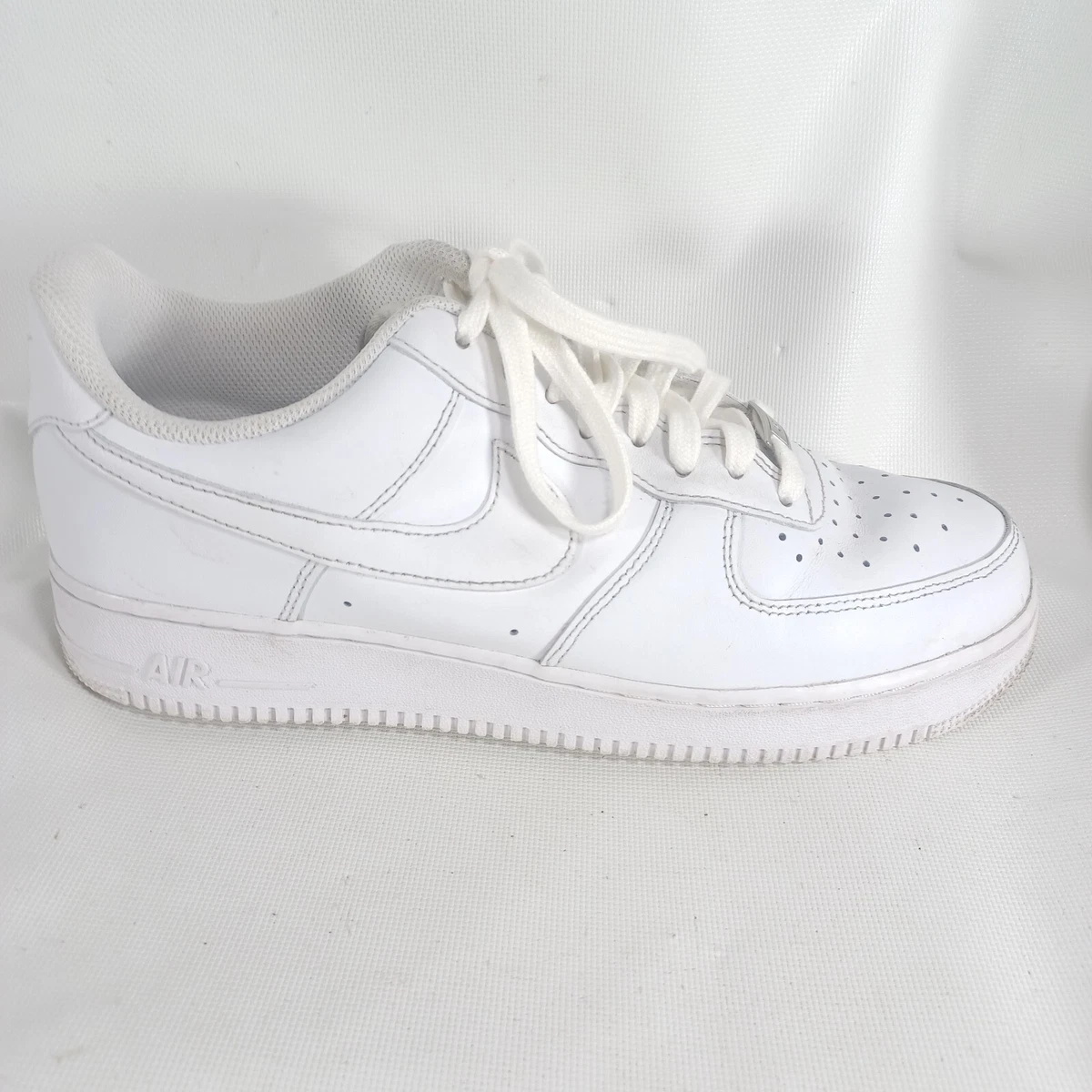 Nike Air Force 1 07 Triple White Sneaker Shoes CW2288 111 Men s Size US 10