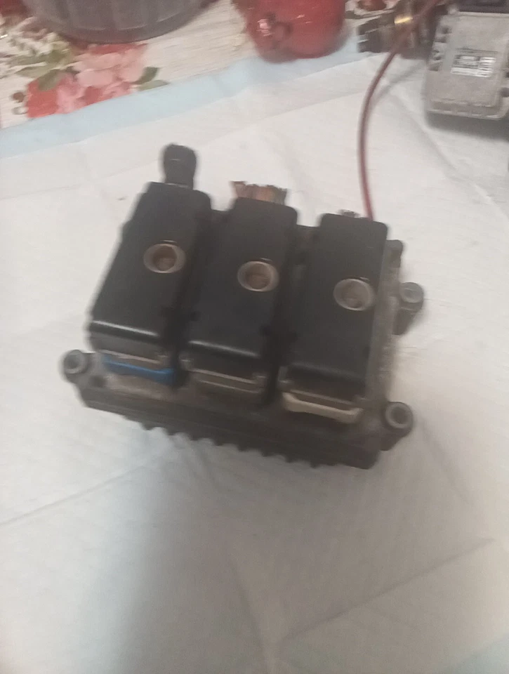 Computadora Chevy Trailblazer o GMC Envoy 2002 ecu ecm 16255240 Foto 3 de 4