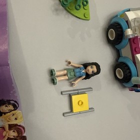 LEGO Friends 41086 Vet Ambulance 100% Complete & Instructions & Minifigure