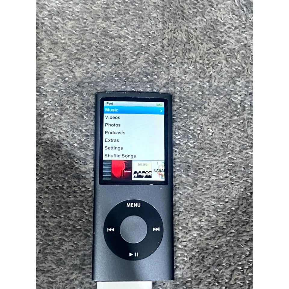 Apple iPod Nano (4th-Gen) A1285 Media Player Black 2" LCD Display 8GB For Parts - Image 2 of 4