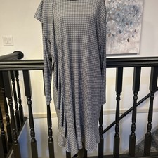 Michael Kors size 2X scoop neck long sleeve with bell cuff dress