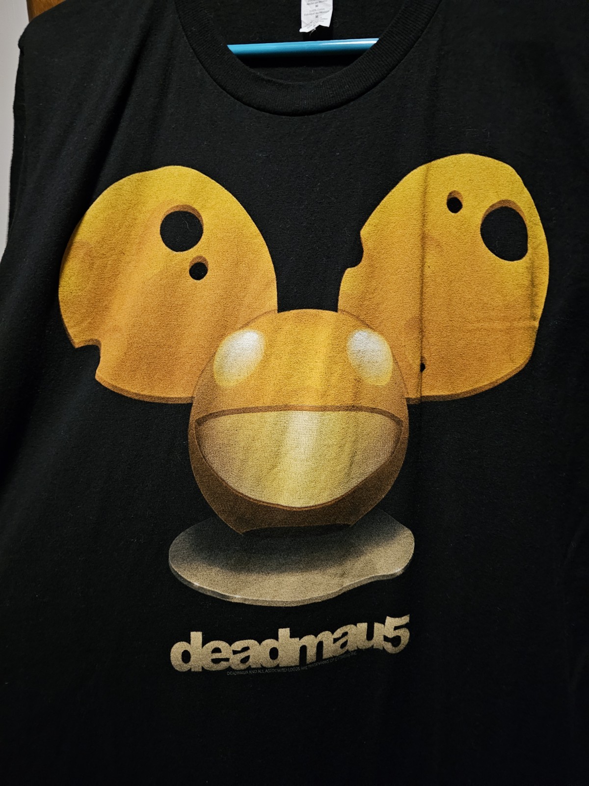 Gold Mau5head T-Shirt