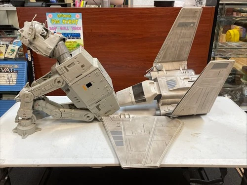 1981 AT-AT Walker & 1984 Imperial Shuttle Vehicle Lot(Vintage Star Wars, Kenner)