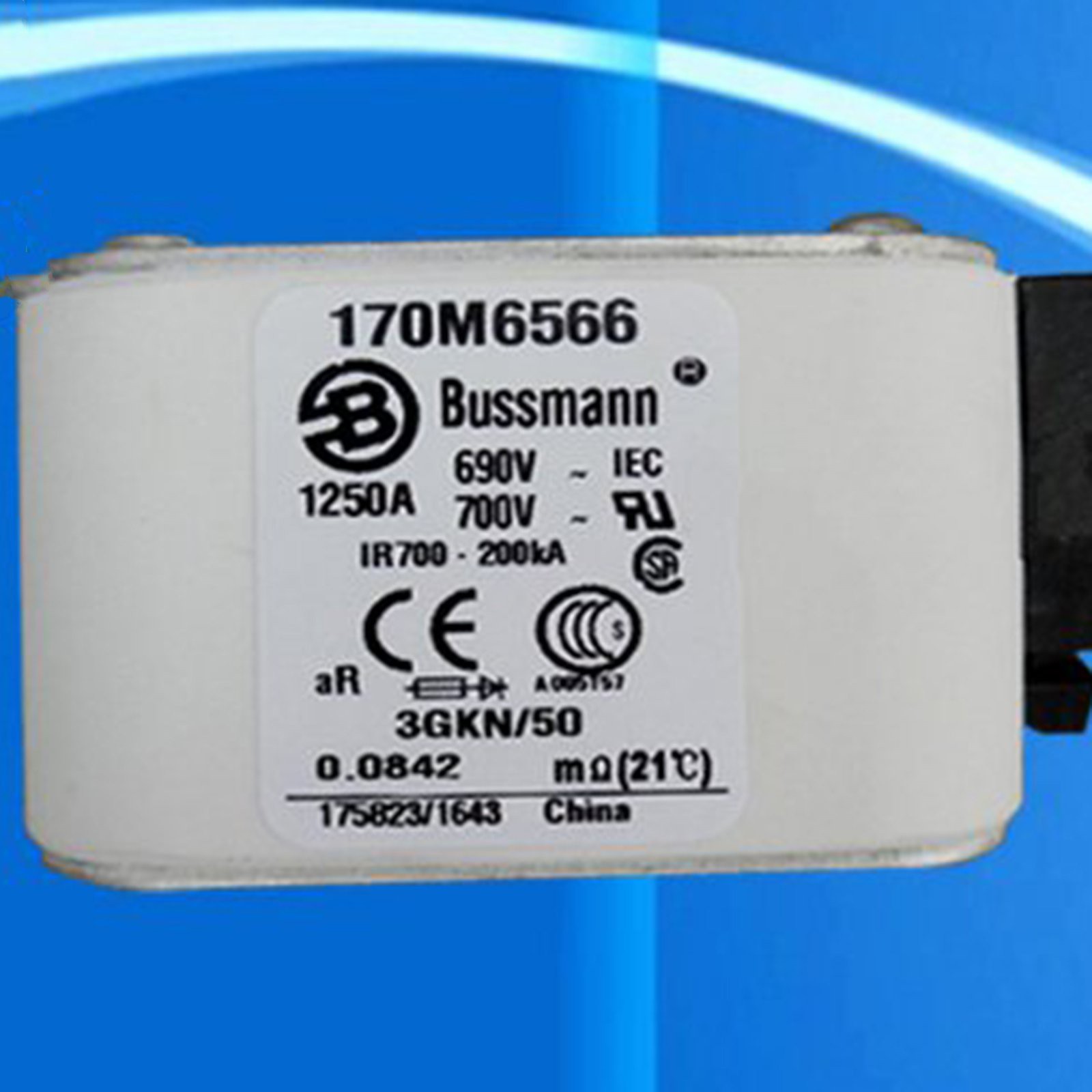 one NEW BUSSMANN 170M6566 fuse 170M6566 Free shipping