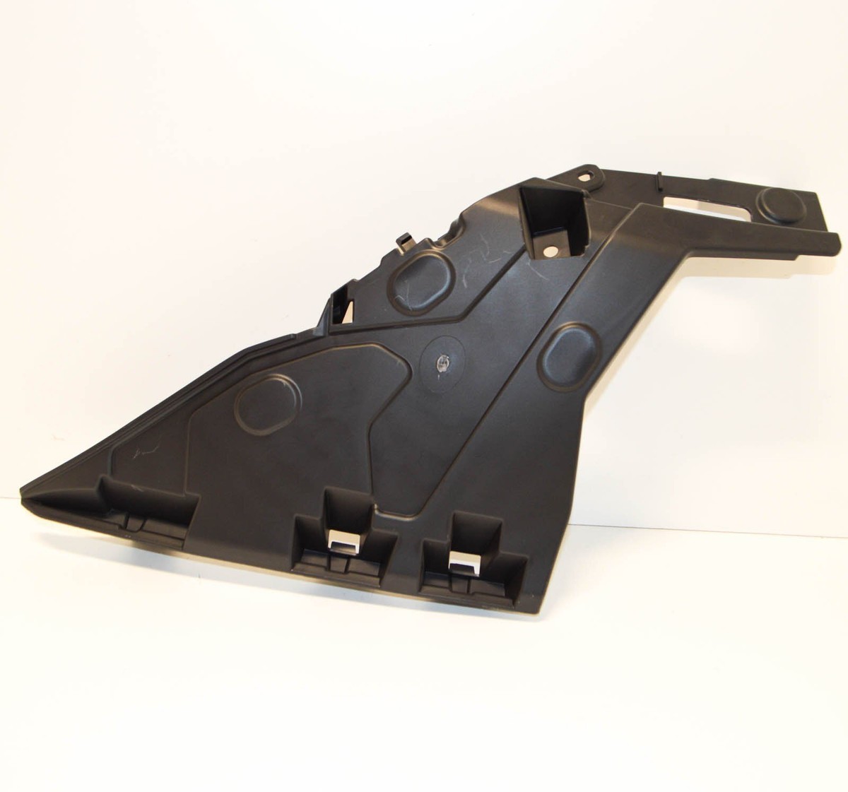 BMW X6 F16 Front Right Fender Bracket 51657337632 7337632 New  