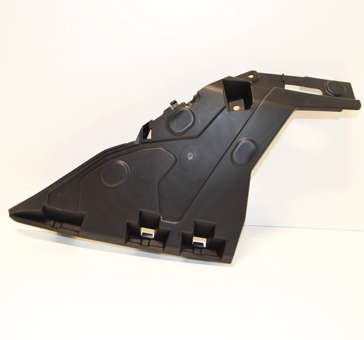 BMW X6 F16 Front Right Fender Bracket 51657337632 7337632 New  