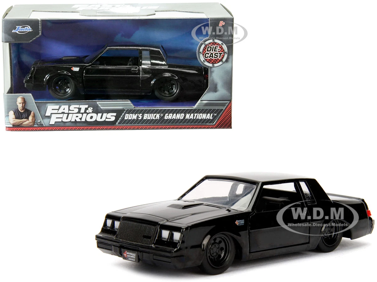 Maquette Métal Buick Roadmaster échelle 1/32 - Portes, Capot Et Coffre Fonctionnels