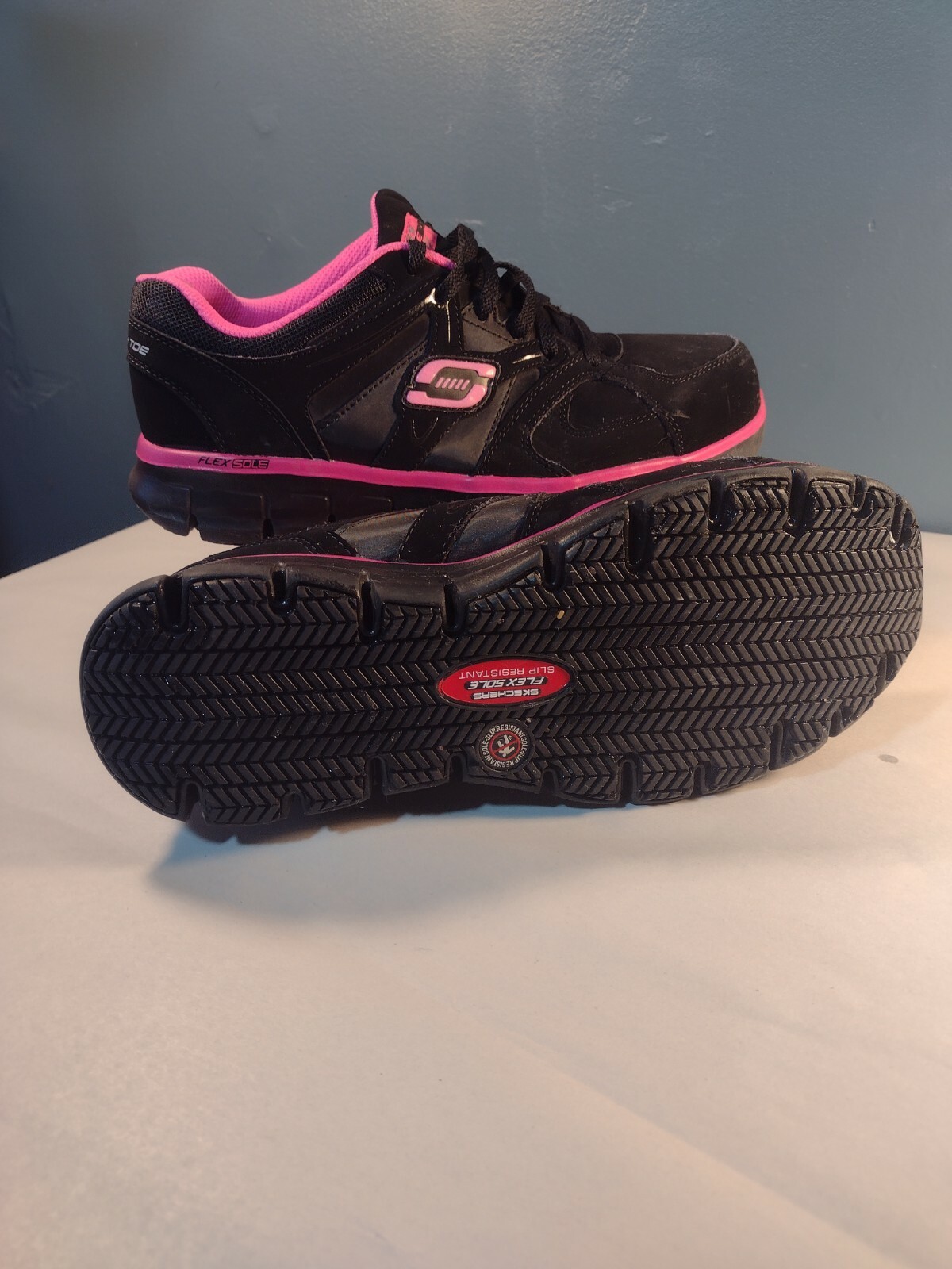 Skechers Work Women's Sneakers 76553 Alloy Toe Slip-Resiststant Sz