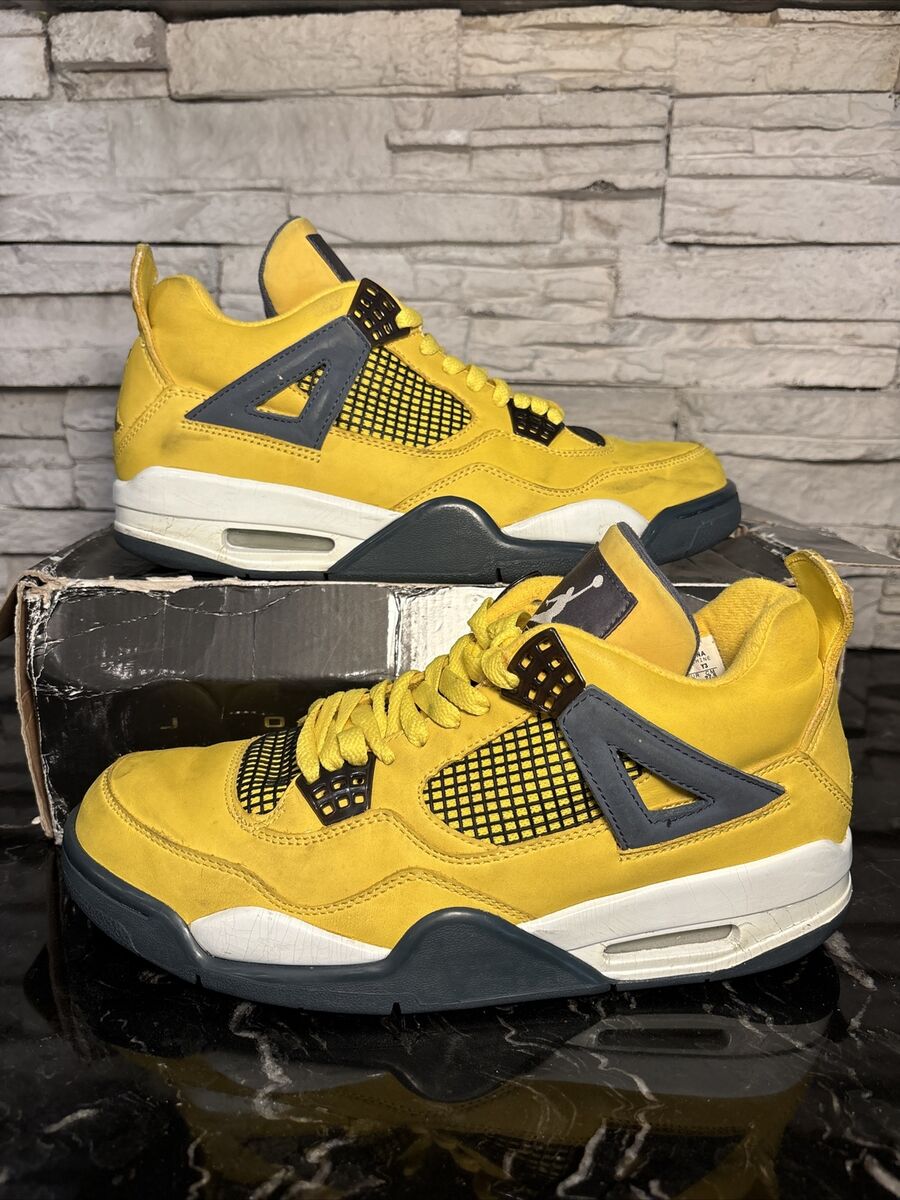 Size 9.5 - Air Jordan 4 Retro LS 2006 Lightning Yellow (314254-702) Size 9.5 - Air Jordan 4 Retro LS 2006 Lightning Yellow (314254-702)