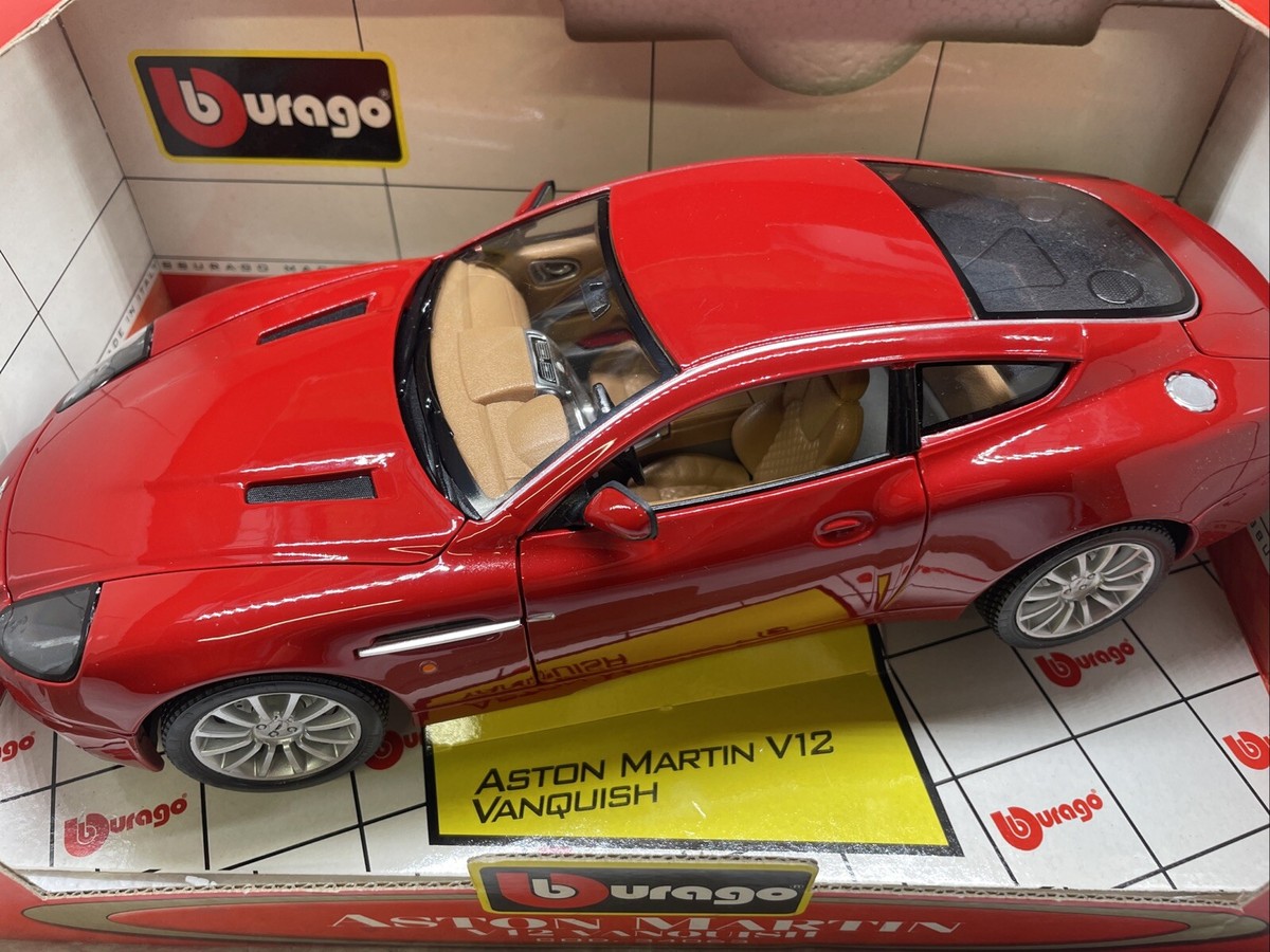 Burago Aston Martin V12 Vanquish 1/18 TRES BON ETAT