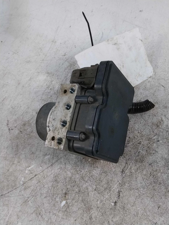 2016 Ford Flex ABS Pump & Motor Assembly OEM DA832C215BA 187K Miles Foto 2 de 4