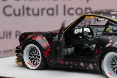 【限定999台】PGM RWB Porsche 964 Sakura PGM 1:64 Black Sakura 964 RWB Classic Sports Model Diecast