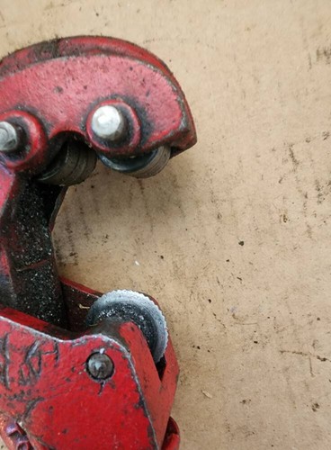 Lot of 2 Heavy Duty Pipe Cutters Ridgid No 1-2 & American Pipe - Picture 3 of 8