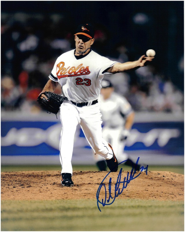 Baltimore Orioles Alberto Castillo autographed 8 x 10 photo