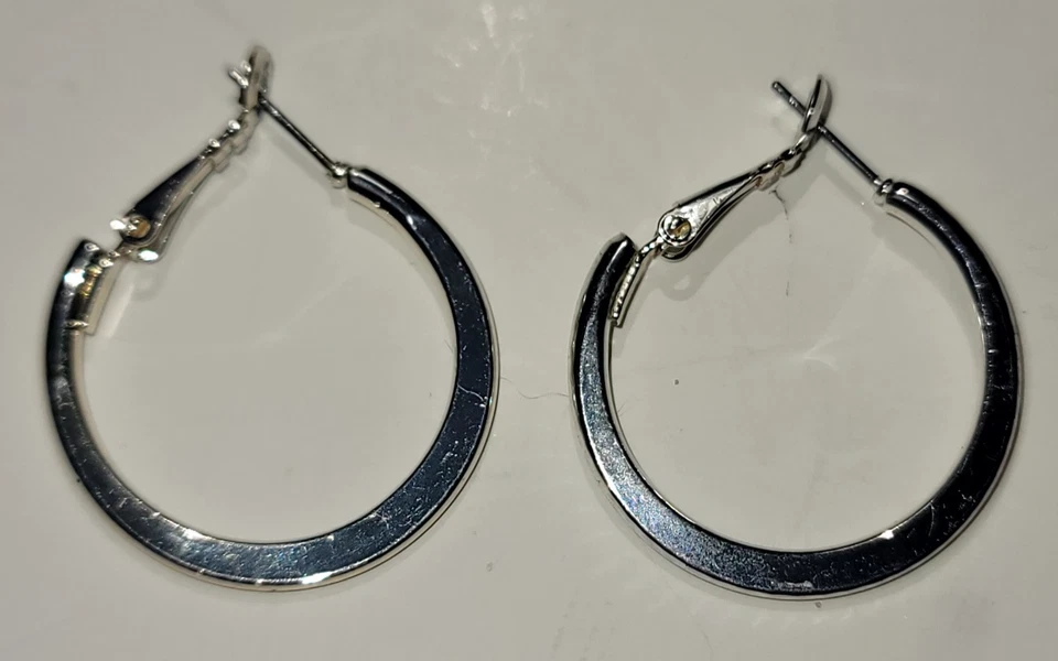 Lote de 3 brincos estilo tribal, argolas em tom de prata e pendurados cor âmbar - Imagem 3 de 4