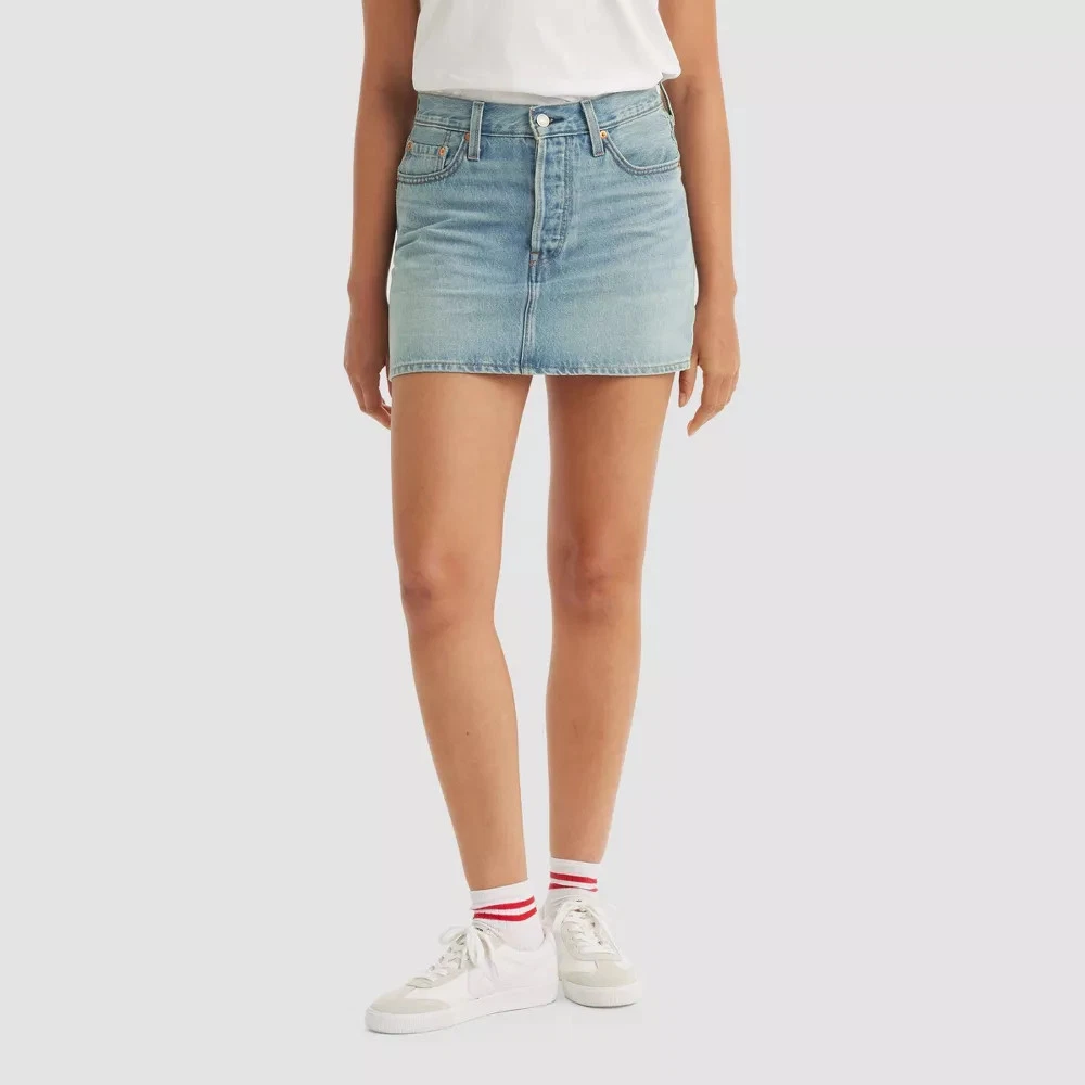 Levi Women Iconic Mini Skirt
Opens in a new window or tab