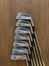 Mizuno Pro Golf Clubs Stiff Shaft 2-8 Iron Set