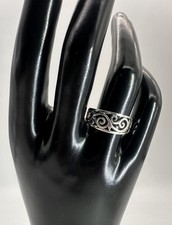 VTG. 925 Sterling Silver. Open Swirl Band Ring Handmade Filigree Size 8 1/2.