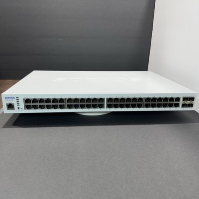 Sophos CS110-48 Sophos Switch - 48 port Read Description Powers On