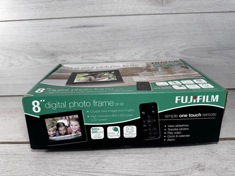FUJIFILM 8” Digital Photo Frame DP-8V 3200 Images 800x600 Pixel LCD Screen Black - Image 2 of 4