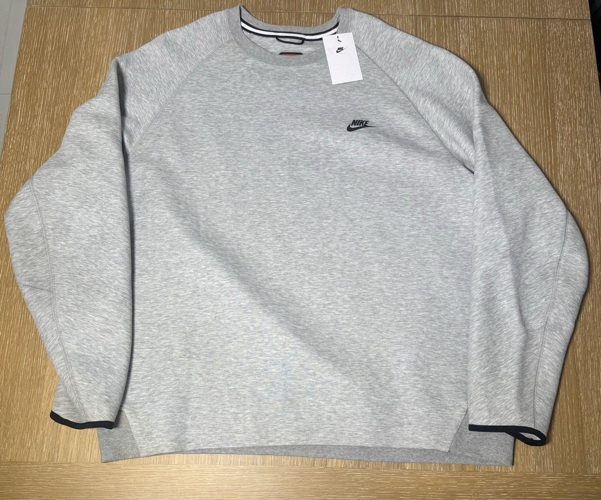 Nike Sportswear Tech Fleece Grey Crewneck Sweatshirt FB7916-063