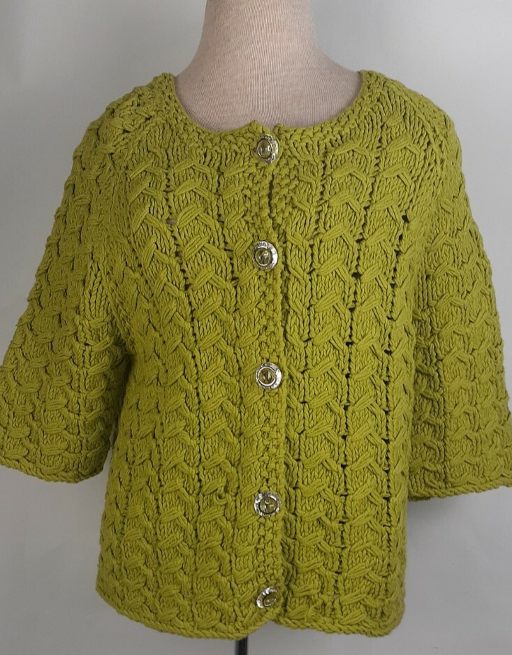 Chaus Women Avocado Green Knit Cardigan 