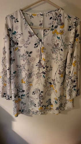 Maurices Sz 1 White Floral 3/4 Sleeve V Neck 30 L Zip Neck 24 Across Front Chest - Picture 17 of 24