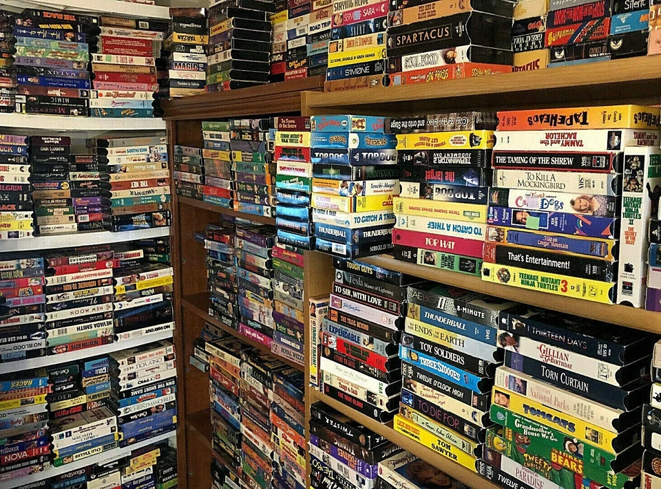 PICK 10 Movie Lot VHS VCR Choose From List - Horror Comedy (HUGE UPDATE Feb 28) - Image 3 of 4