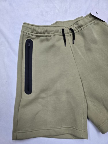 Nike Sportswear Tech Shorts Boys Size L Tan Fleece Jogger Shorts FD3289-435 New - Picture 4 of 7