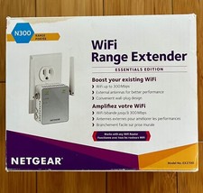 NETGEAR EX2700 300 Mbps WiFi Range Extender - EX2700-100PAS NEW OPEN BOX