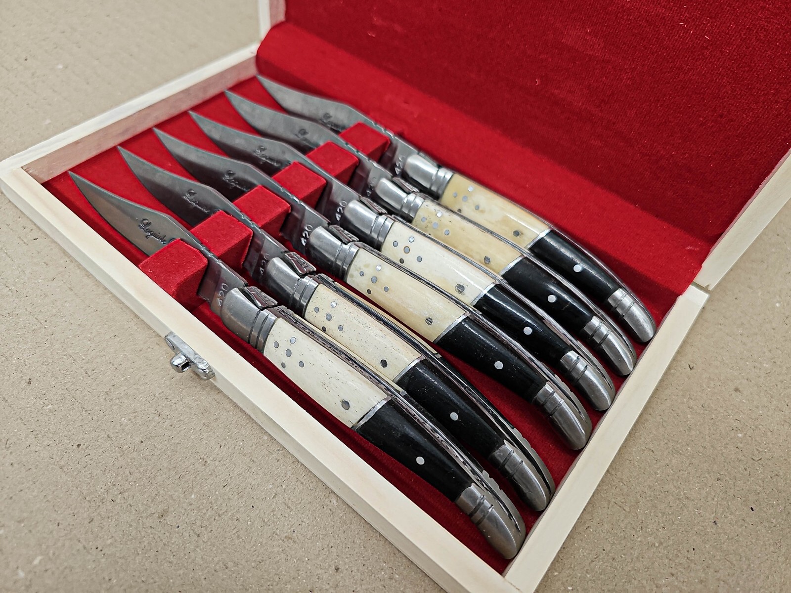 Set of 6 French Laguiole handle steak knives eBay
