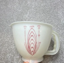 Vintage Tupperware Mix N Store 8 Cup 2Qt Measuring Bowl Pitcher No Lid 500