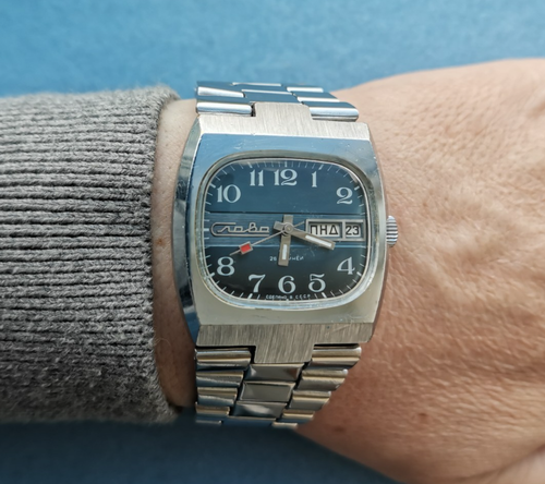 Vintage Soviet Automatic Watch SLAVA TANK TV m.2427 Day-Date SERVICED USSR 1970s - Picture 2 of 23