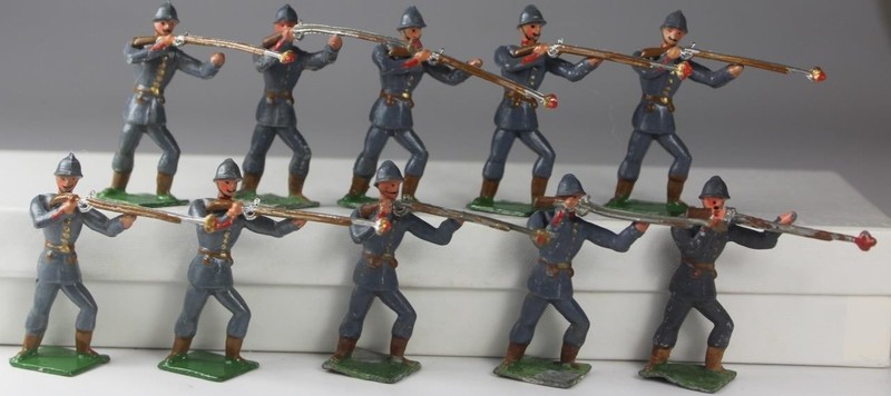 Heyde 48mm WWI French Infantry Adrian Helmets Standing Firing