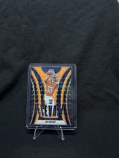 2025 Panini Mosaic Elevate Pat Bryant #4 Orange Fluorescent Mosaic Prizm (RC)