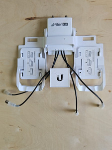 AirFiber 4x4 MIMO AF-MPX4 Multiplexer