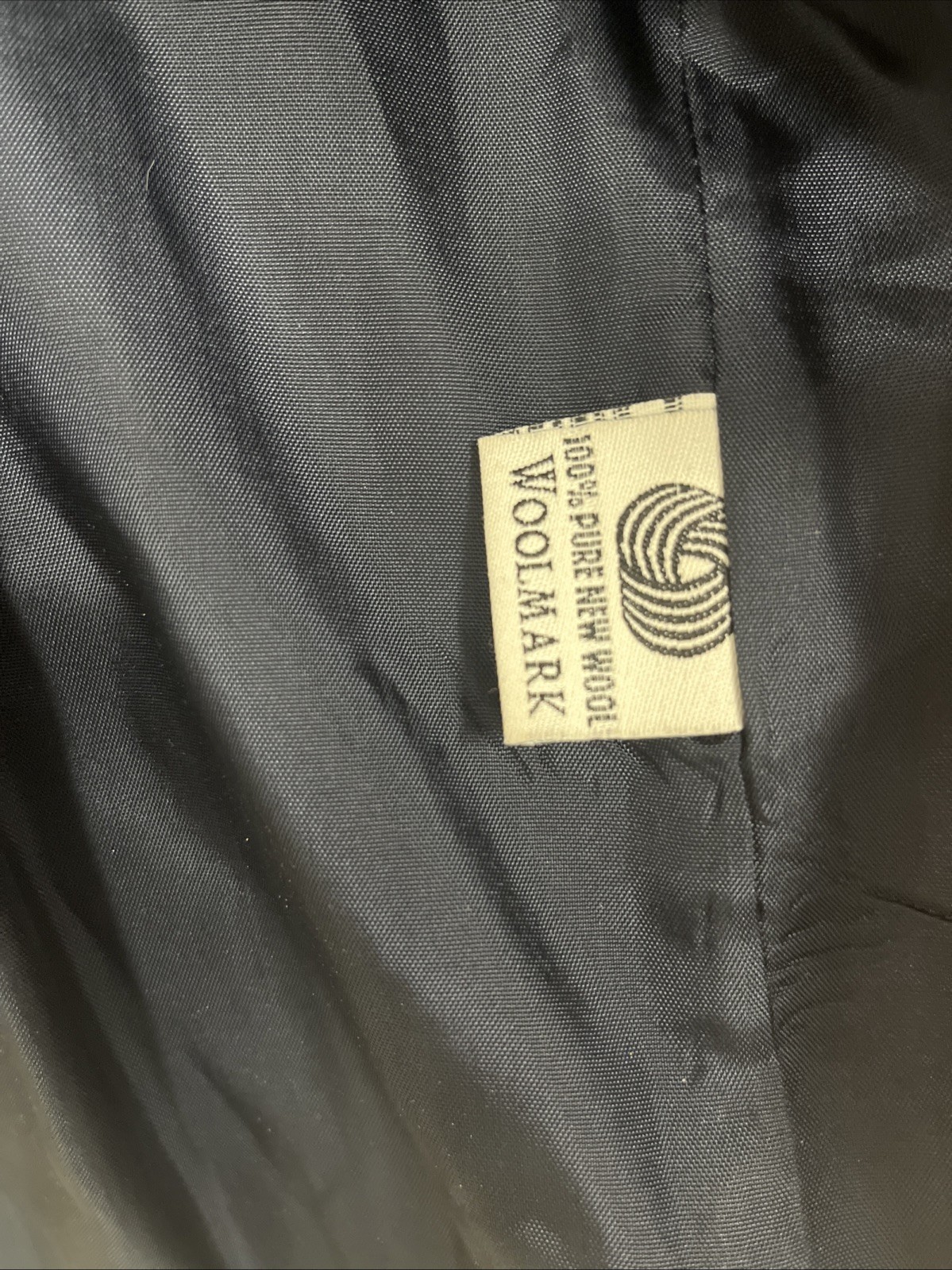 Pendleton Plaid Red Virgin 100% Wool Button shack… - image 4